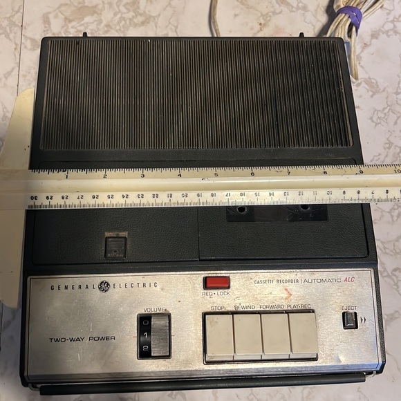 Vtg General Electric GE Model M8420A Cassette Recorder Automatic ALC with Mic - Picture 7 of 16